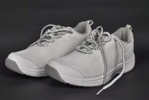 How to Choose Comfortable Walking Shoes for Active Days