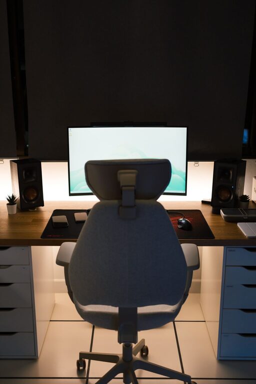 How to Create a Comfortable, Productive Home Workspace