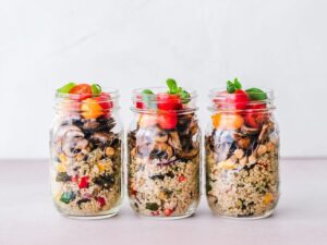 Simple Meal-Planning Habits for Busy Active Adults